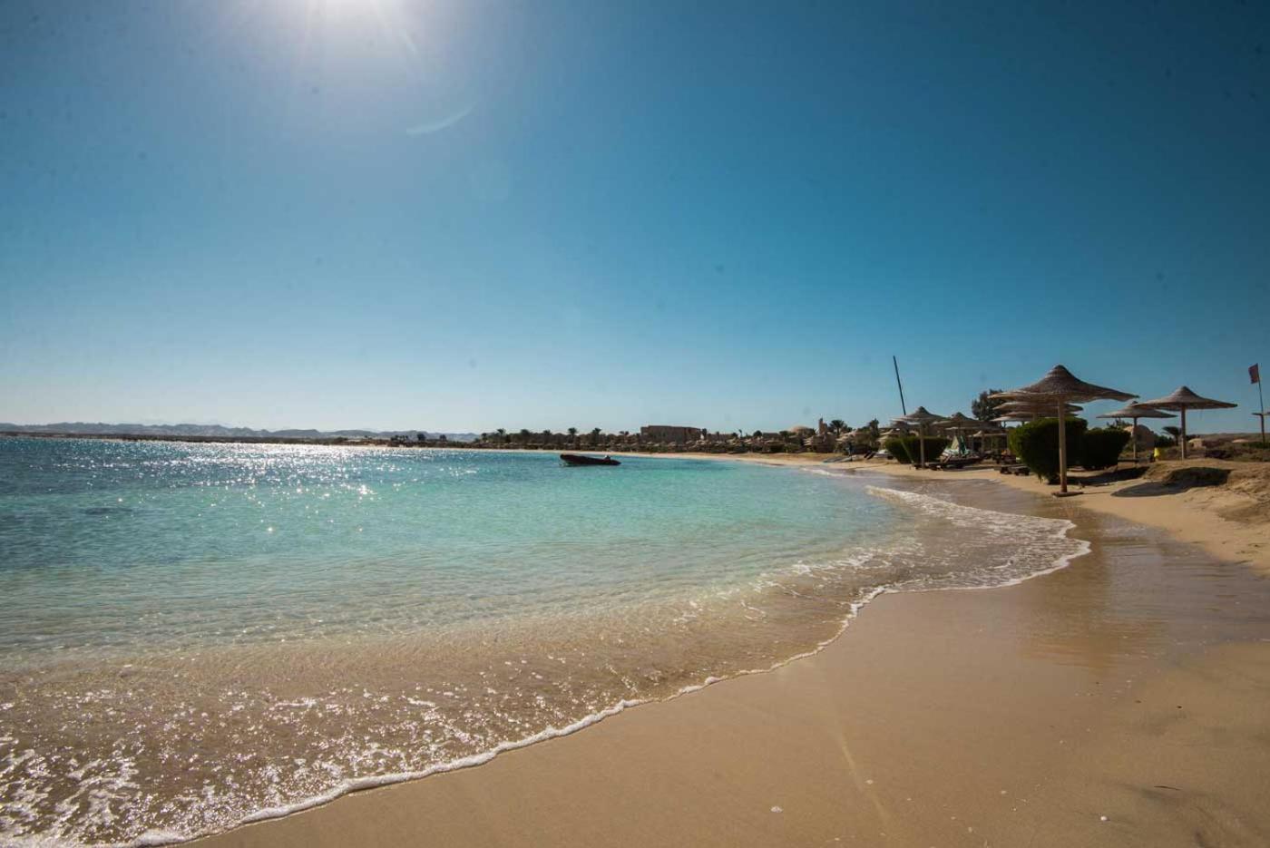 Abū Ghuşūn Shams Alam Beach Resort מראה חיצוני תמונה